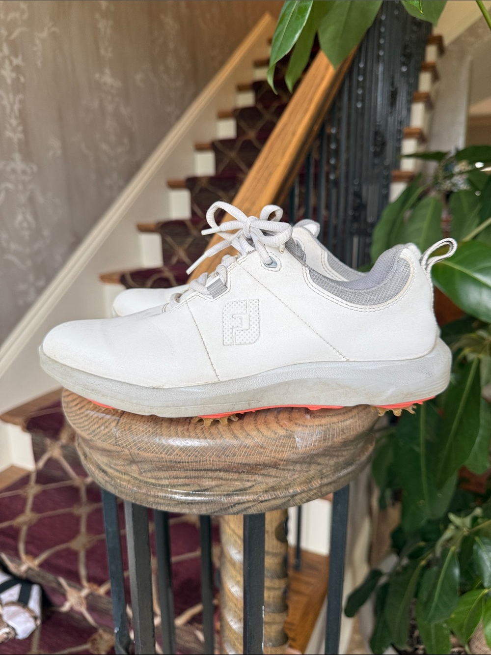 FOOTJOY ladies, golf sneakers good condition size 7 1/2 - Picture 5 of 10
